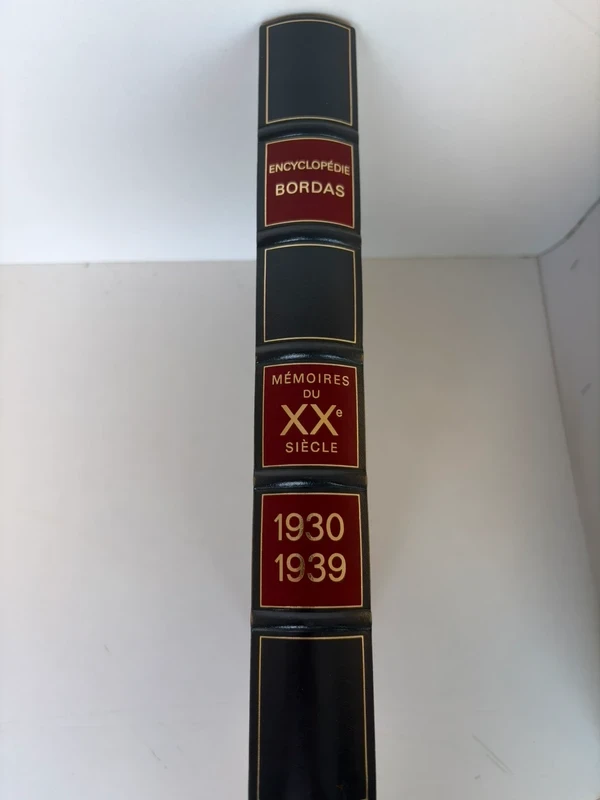 Memórias do Século XX 1930-1939 – Enciclopédia Bordas – Livro de história – photo 2
